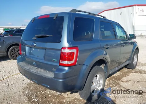 2012 Ford Escape Xlt z USA, uszkodzony, nr VIN 1FMCU0DG6CKA64380